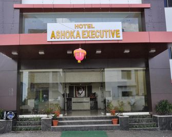 Hotel Ashoka Executive - Shirdi - Edificio