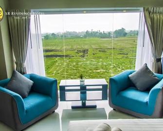 Sr Residence Hotel - Phetchabun - Obývací pokoj