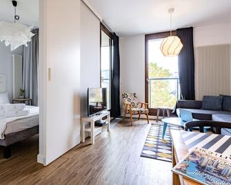 Warsaw Aparthotel - Varşova - Oturma odası