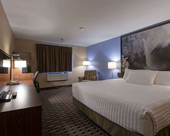 Super 8 by Wyndham Kamloops On The Hill - קאמלופס - חדר שינה