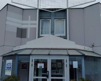 B&B HOTEL Montluçon - Montluçon - Building