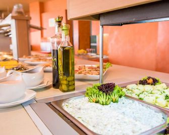 호텔 론고자 - - 서니 비치 - 뷔페