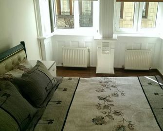 Abdullah Hostel Baku - Baku - Living room