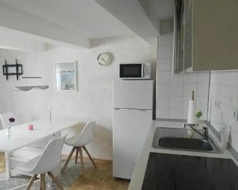 Nijole Apartment - Winterberg - Kitchen