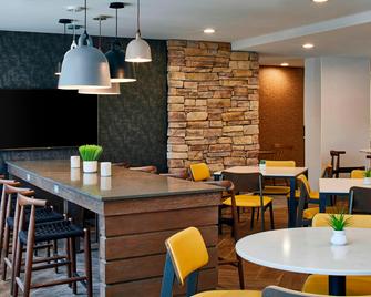 Fairfield Inn & Suites by Marriott Albany Airport - Albany - Restaurante