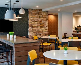 Fairfield Inn & Suites by Marriott Albany Airport - Albany - Restaurante