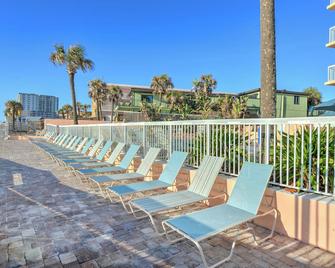 Bahama House - Daytona Beach - Balcony