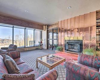 Copper Chase Studio, Ski to Brian Head Resort - Brian Head - Living room