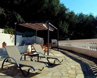 Nota apt 'vacation near the sea' 2 - Barbati - Патіо