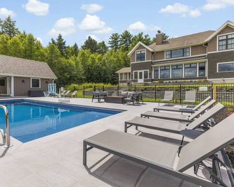 Lakeview Point - Bolton Landing - Piscina