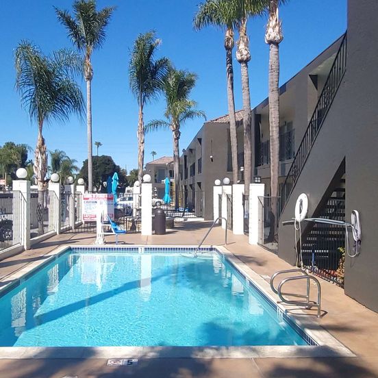 SureStay Hotel by Best Western Chula Vista San Diego Bay image 1