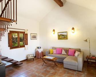 Vacacioneselhierro, Casa La Casamera - Valverde - Wohnzimmer