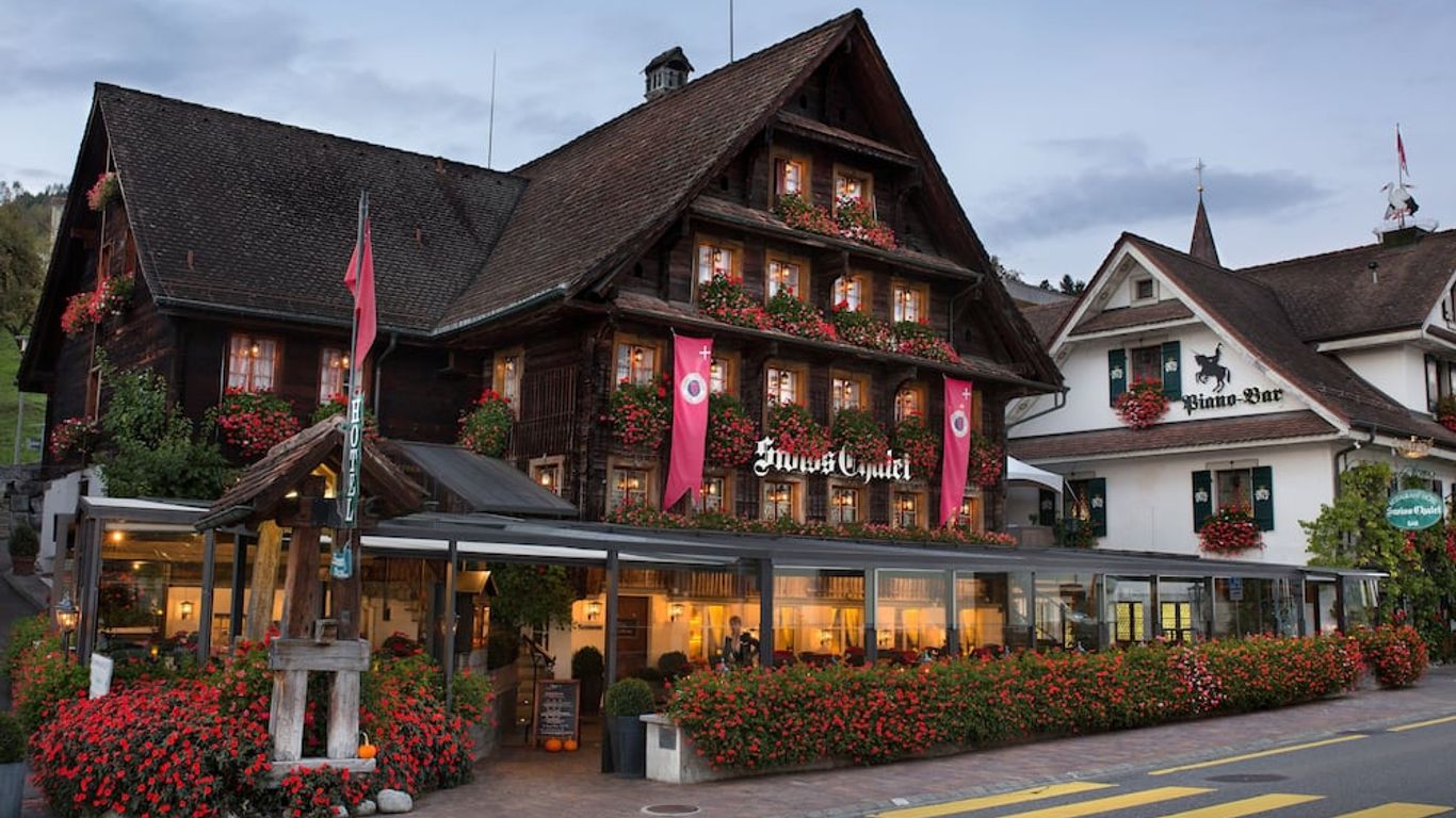 Swiss-Chalet Merlischachen - Historik Chalet-Hotel Lodge