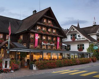 Swiss-Chalet Merlischachen - Historik Chalet-Hotel Lodge - Küssnacht am Rigi - Bâtiment