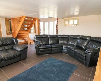 Mill Cottage - Aberaeron - Huiskamer