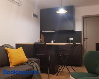 JH2 domek M&M Apartments - Sochaczew - Living room