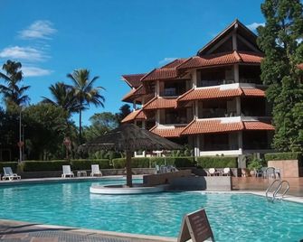 Pusako Hotel - Bukittinggi - Pool