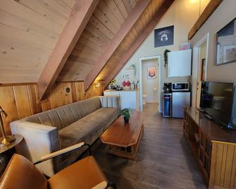 Cinnamon Bear Inn - Mammoth Lakes - Sala de estar