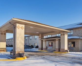 Super 8 by Wyndham Kokomo - Kokomo - Будівля