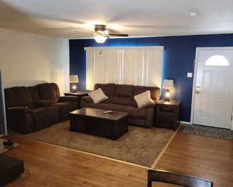 Turnagain Ranch - אנקוראג' - סלון