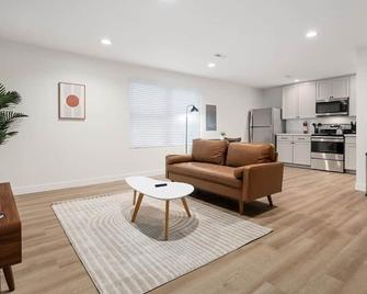 The Silo 2 - 1bd Stylish Comfort - Morton