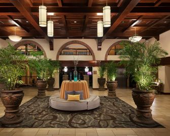 Embassy Suites by Hilton Lubbock - Lubbock - Lobby