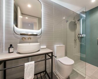 Hoteloco - Sydney - Bathroom