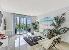 Luxury Miami Condos - Sunny Isles Beach - Sala de estar