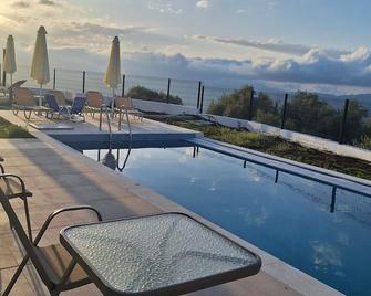 Kandania Paradise - Kantanos - Pool