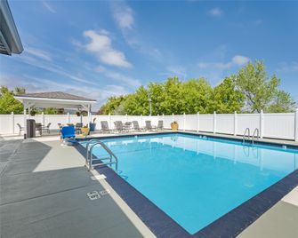 Best Western Black Hills Lodge - Spearfish - Pool