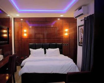 Zecool Hotels Limited - Kaduna - Bedroom