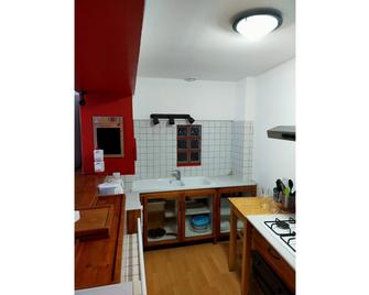 Agréable Appartement de 48 m² en RDC - La Bourboule - Їдальня