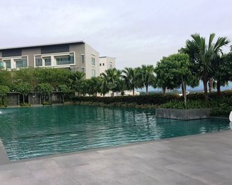 Borneo Coastal Residence @ Imago Mall - Kota Kinabalu - Basen