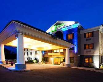 Holiday Inn Express Syracuse Airport - Syracuse - Building