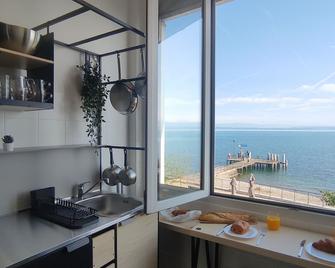 Studio Bellerive - Publier - Kitchen