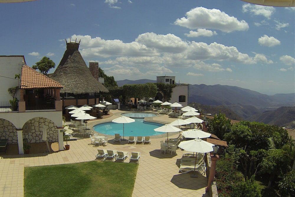 هوتل مونتيتاكسو