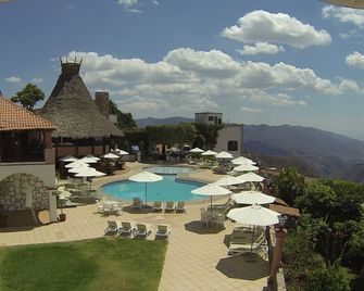 Hotel Montetaxco - Taxco - Zwembad