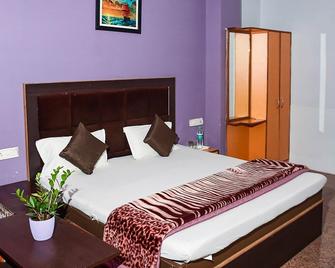 Hotel Mid Town - Bhīlwāra - Habitación