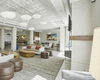 Holiday Inn Irving - Las Colinas By IHG - Irving - Lounge