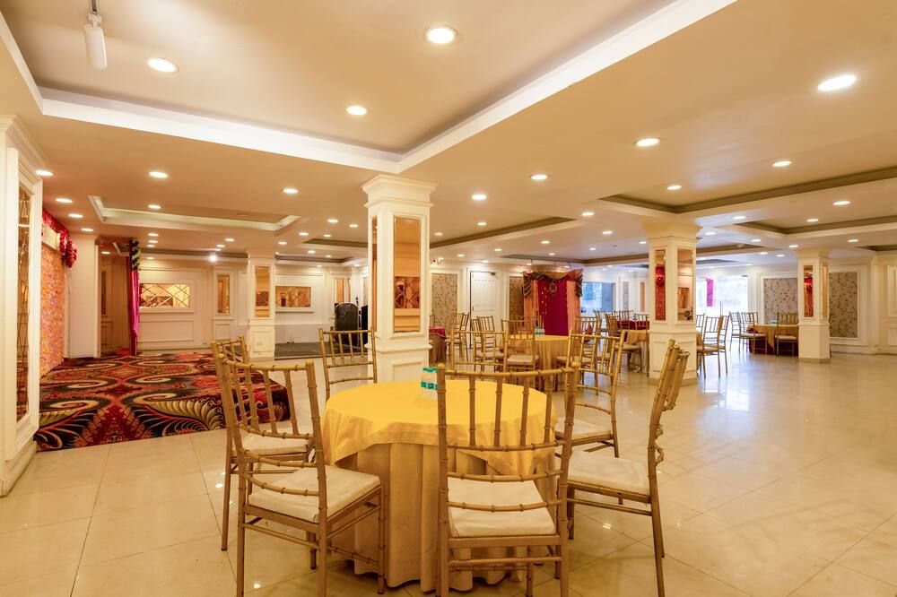 Hotel The Classic Inn Noida sector 70 - Noida - Lobby