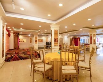 Hotel The Classic Inn Noida sector 70 - Noida - Lobby