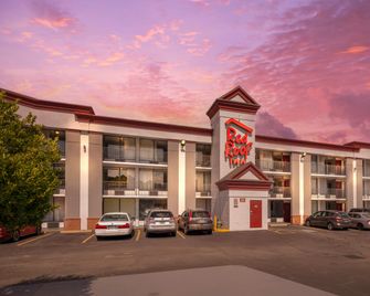 Red Roof Inn Hampton Coliseum - Hampton - Bygning