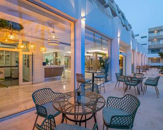 MarSenses Rosa del Mar Hotel & Spa - Palma Nova - Patio