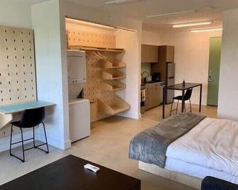 Bardo Loft Suite #201 - Dallas - Bedroom