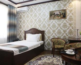 Hotel Naxshab - Qarshi - Bedroom