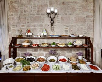 Yundantik Cunda Konaklari - Ayvalik - Buffet