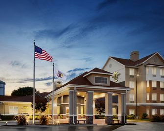 Homewood Suites by Hilton Champaign-Urbana - Champaign - Edifício