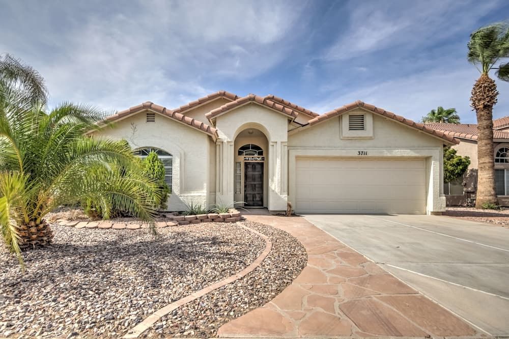 Quiet, Cute, Clean Home in South Phoenix/Ahwatukee - פיניקס - בניין