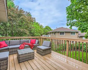 4bd Central Location - Patio - Games - Ramsey - Balcón
