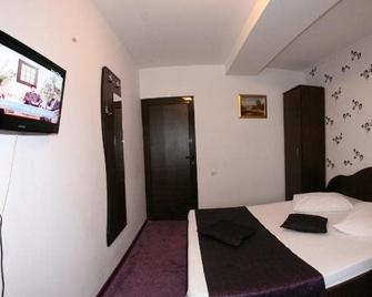 Flamingo Hotel - Piteşti - Bedroom
